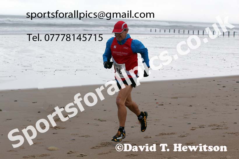 The 2021 Blyth Sands Race, December 5th. Photo: David T. Hewitson/Sports for All Pics